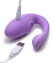 Load image into Gallery viewer, 7X Pulse Pro Pulsating and Clit Stimulating Vibrator with Remote Control